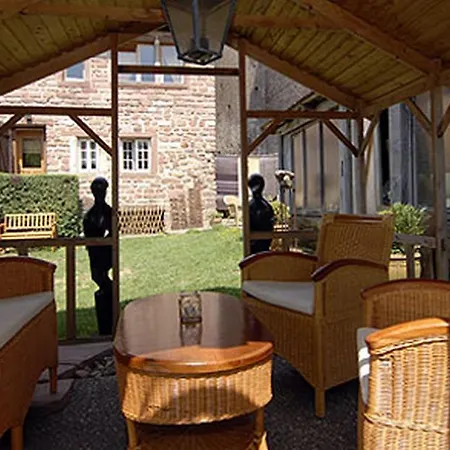 Relais Des Marches De L'est - A Lotel