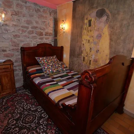 Relais Des Marches De L'est - A Lotel فندق مبيت وإفطار